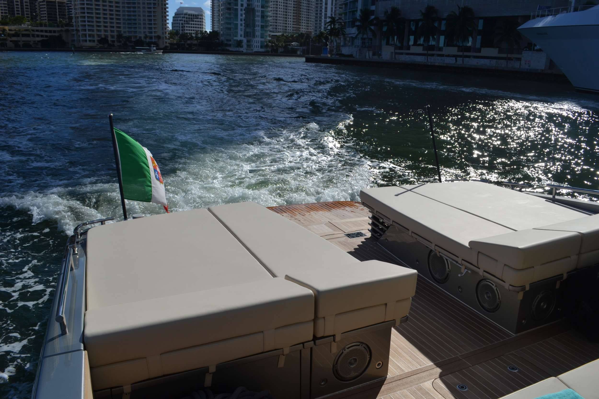 JANINA Cruising Miami