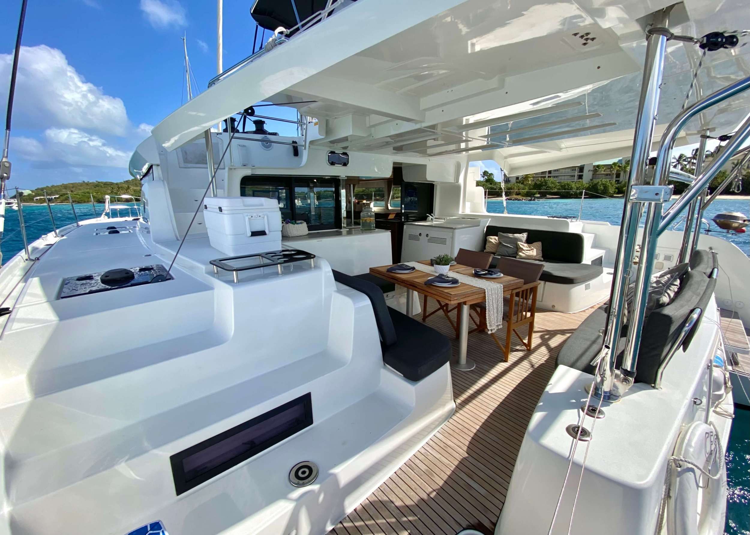 CEST LA VIE Aft deck
