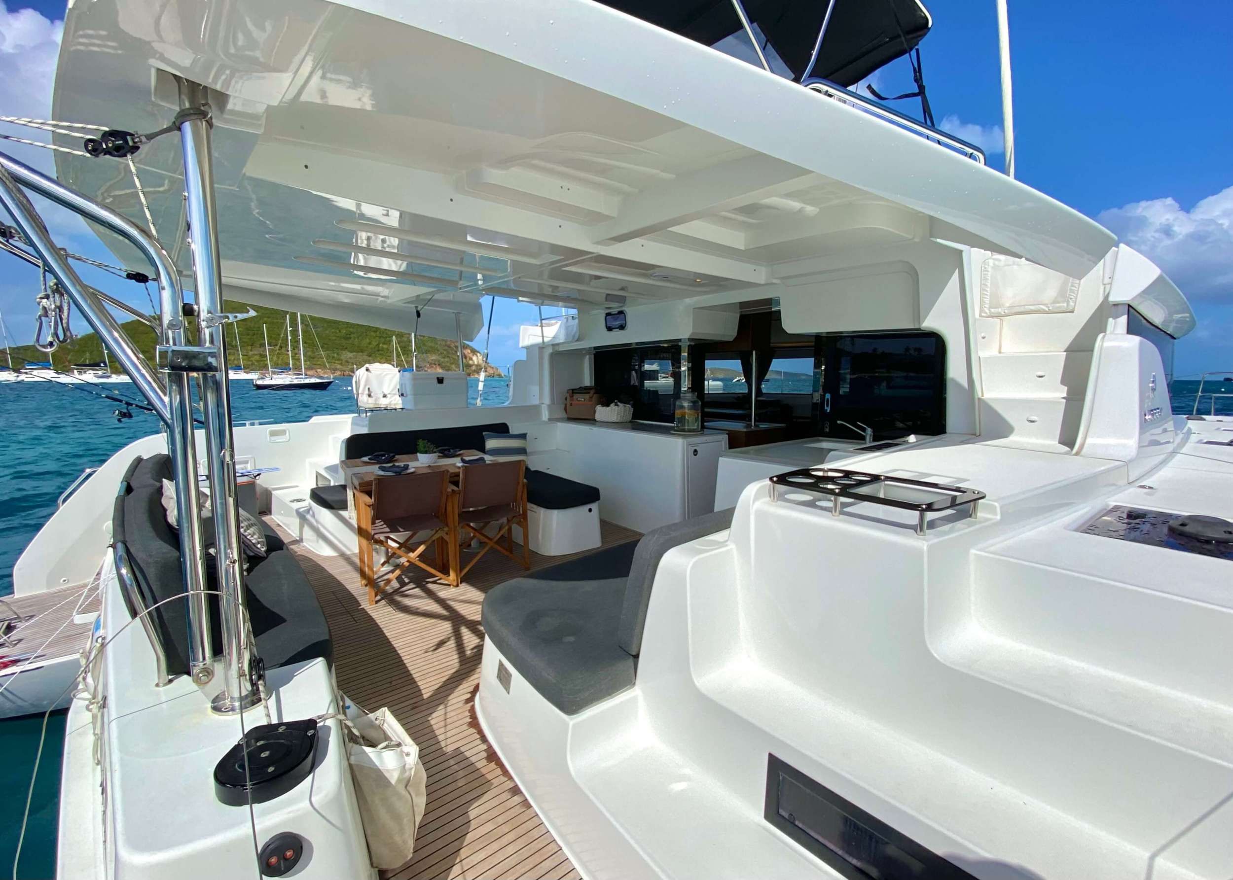 CEST LA VIE Aft Deck Dining