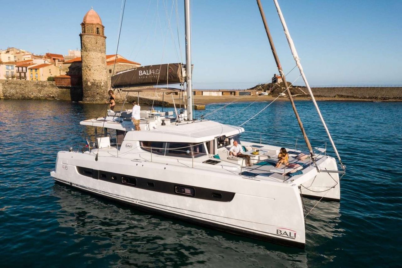 Barcelona Yacht Charter Guide | Spain