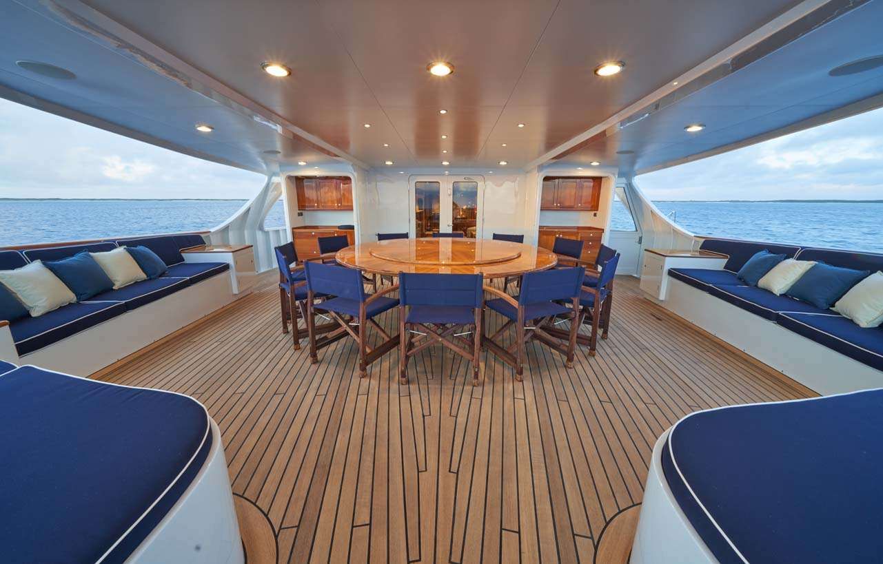 yacht asteria position