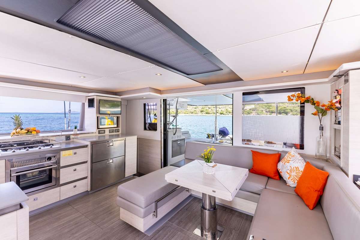 Crewed Catamaran ABBY NORMAL TO - Leopard 50 - 4 Cabins - Tortola ...