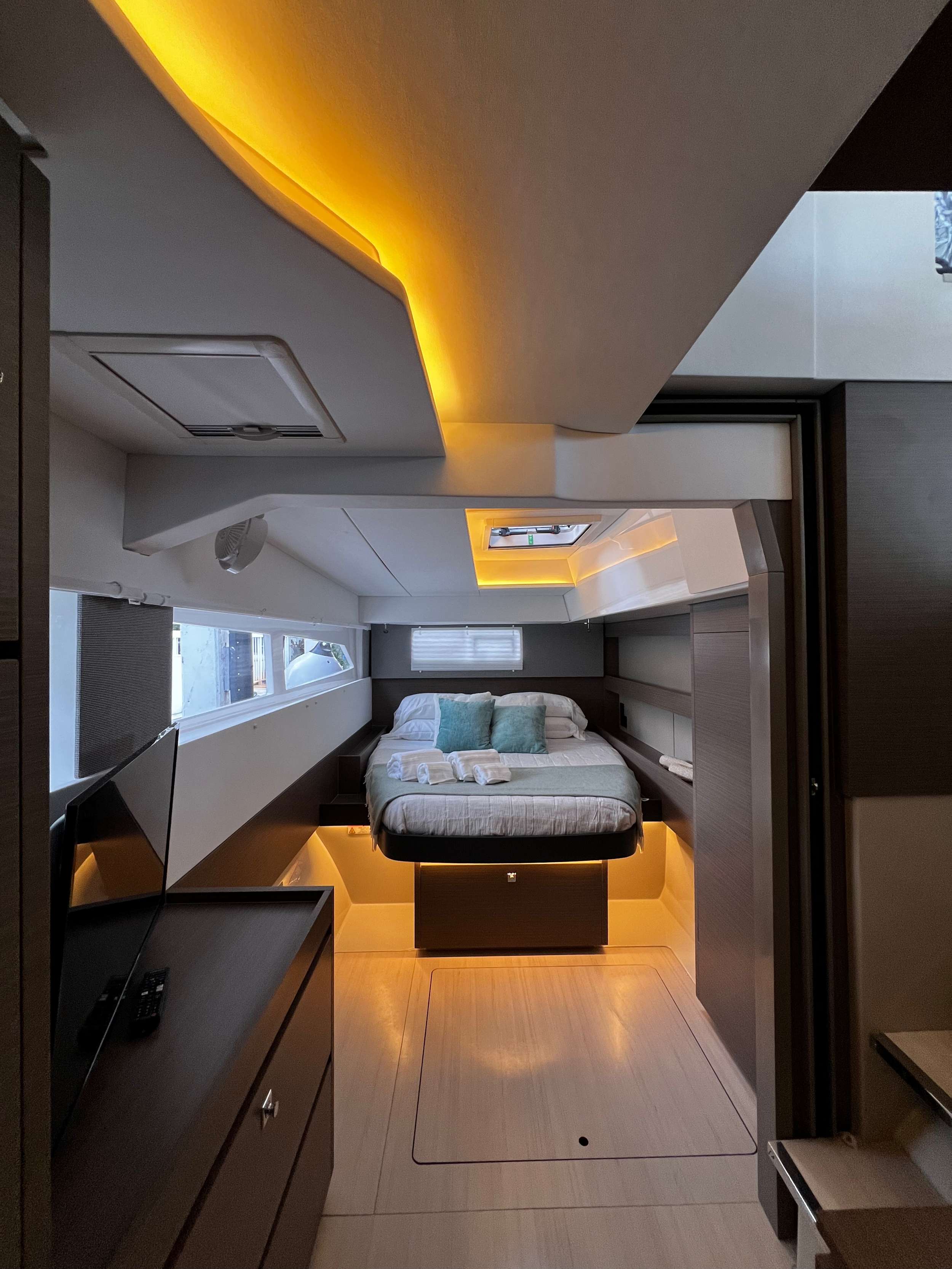 Crewed Catamaran ANDIAMO - Leopard 50 - 3 Cabins - St Martin - St ...