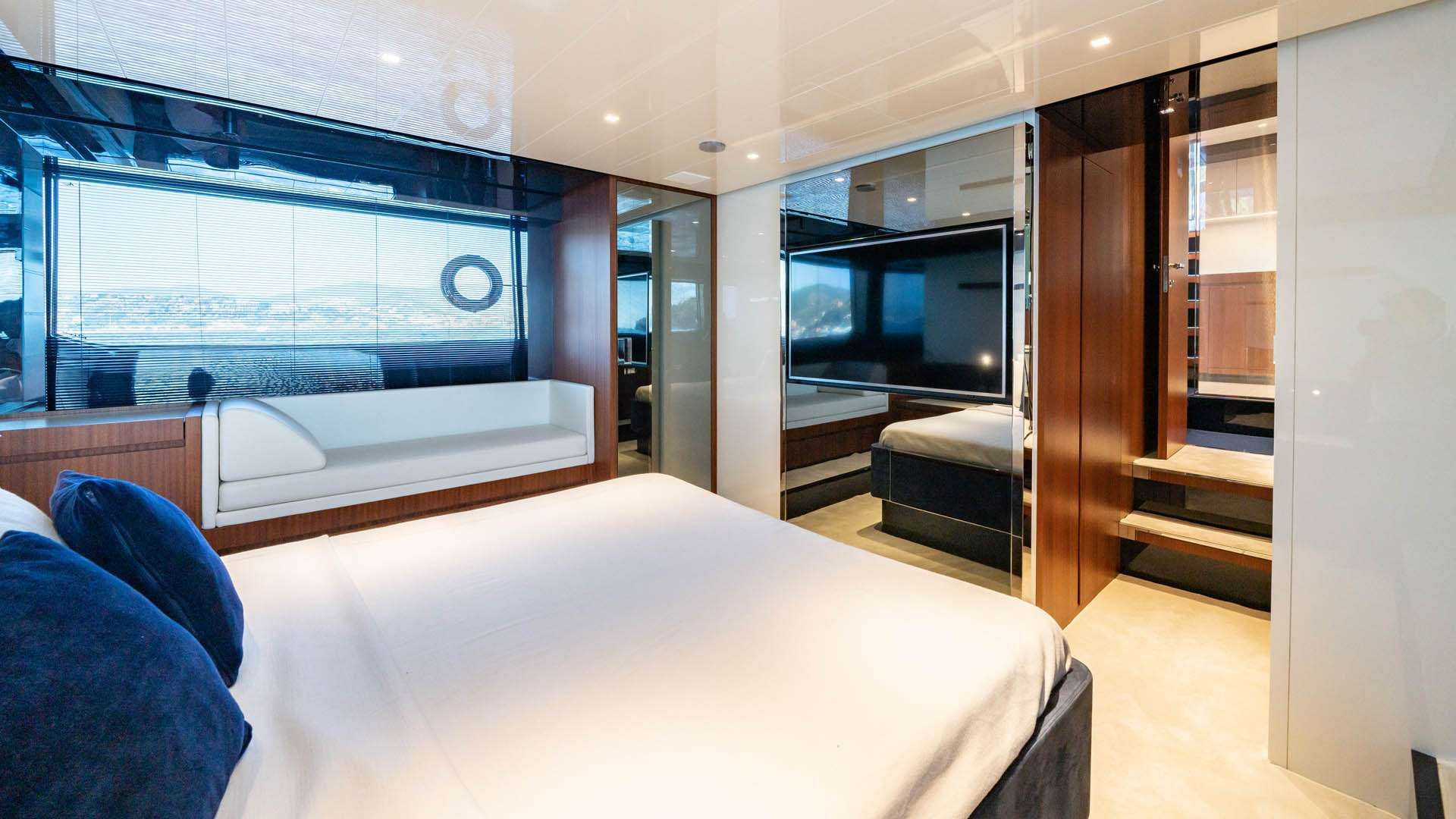 Crewed Motor Yacht BLUE SHARK - Riva 66 Ribelle - 3 Cabins ...