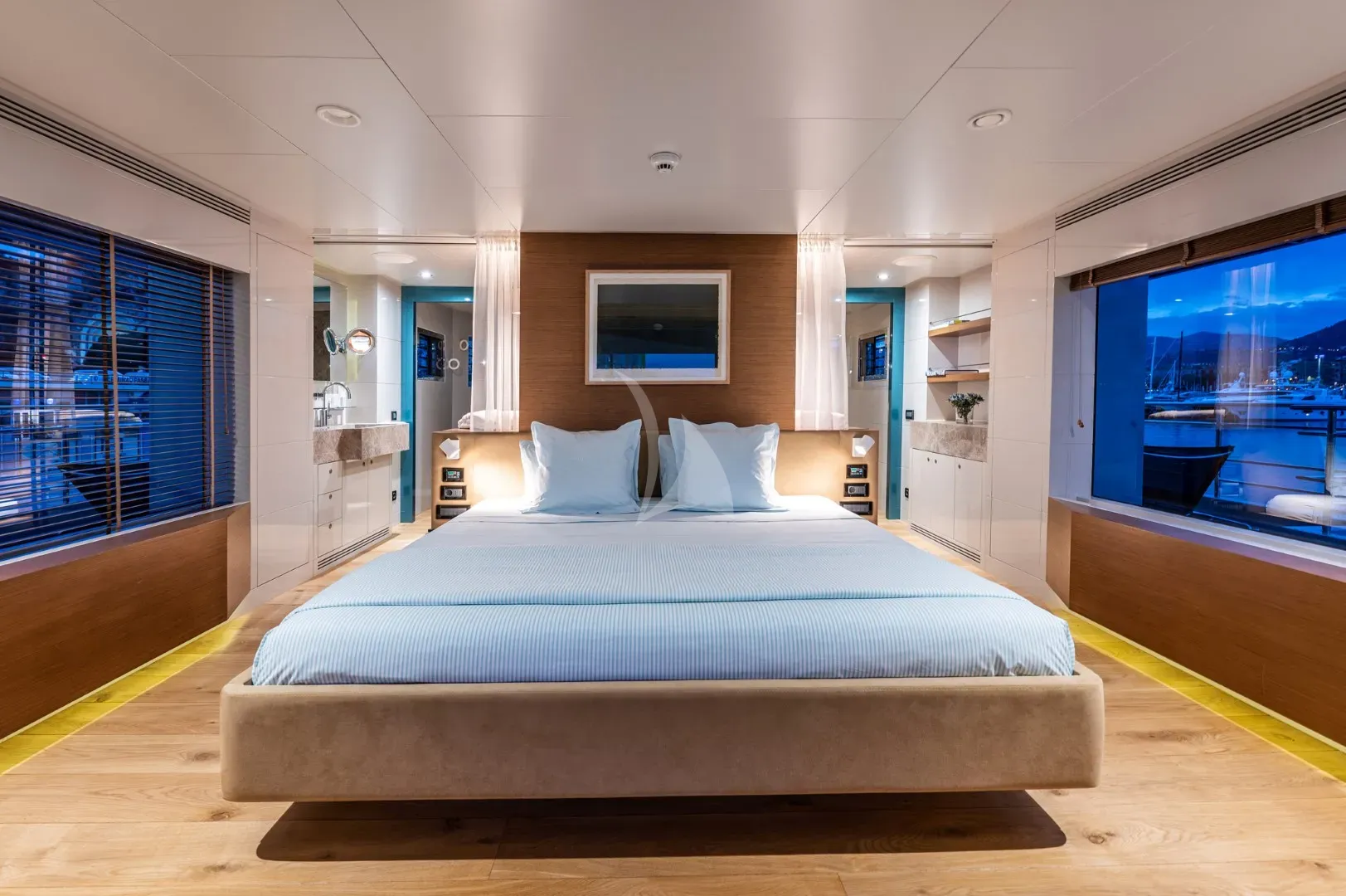 Luxury Crewed Motor Yacht CALADAN - Tansu 37m - 4 Cabins - Palma ...