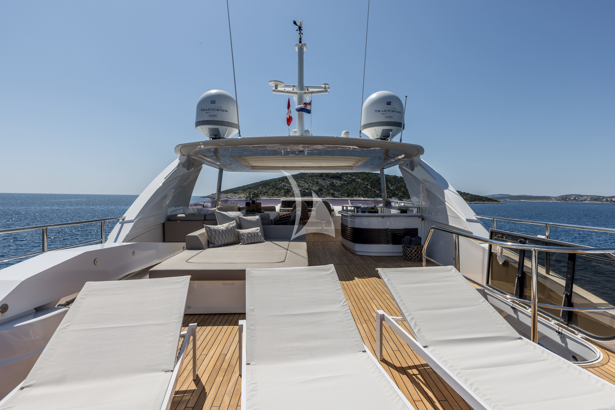 Luxury Crewed Motor Yacht EXPERIENCE - Princess 98 - 5 Cabins - Split ...