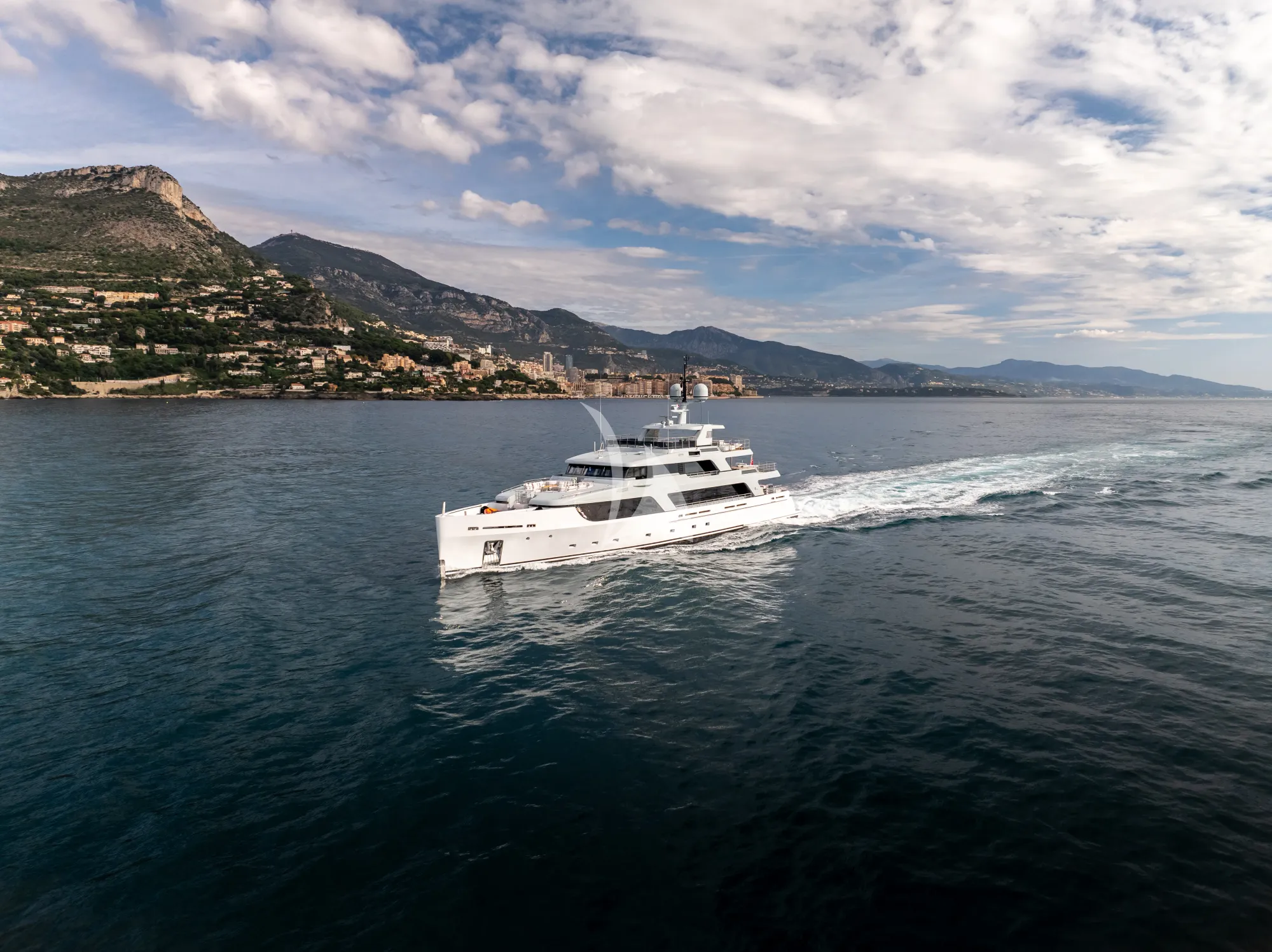 Luxury Crewed Motor Yacht GIOIA - Codecasa Vintage 43m - 5 Cabins ...
