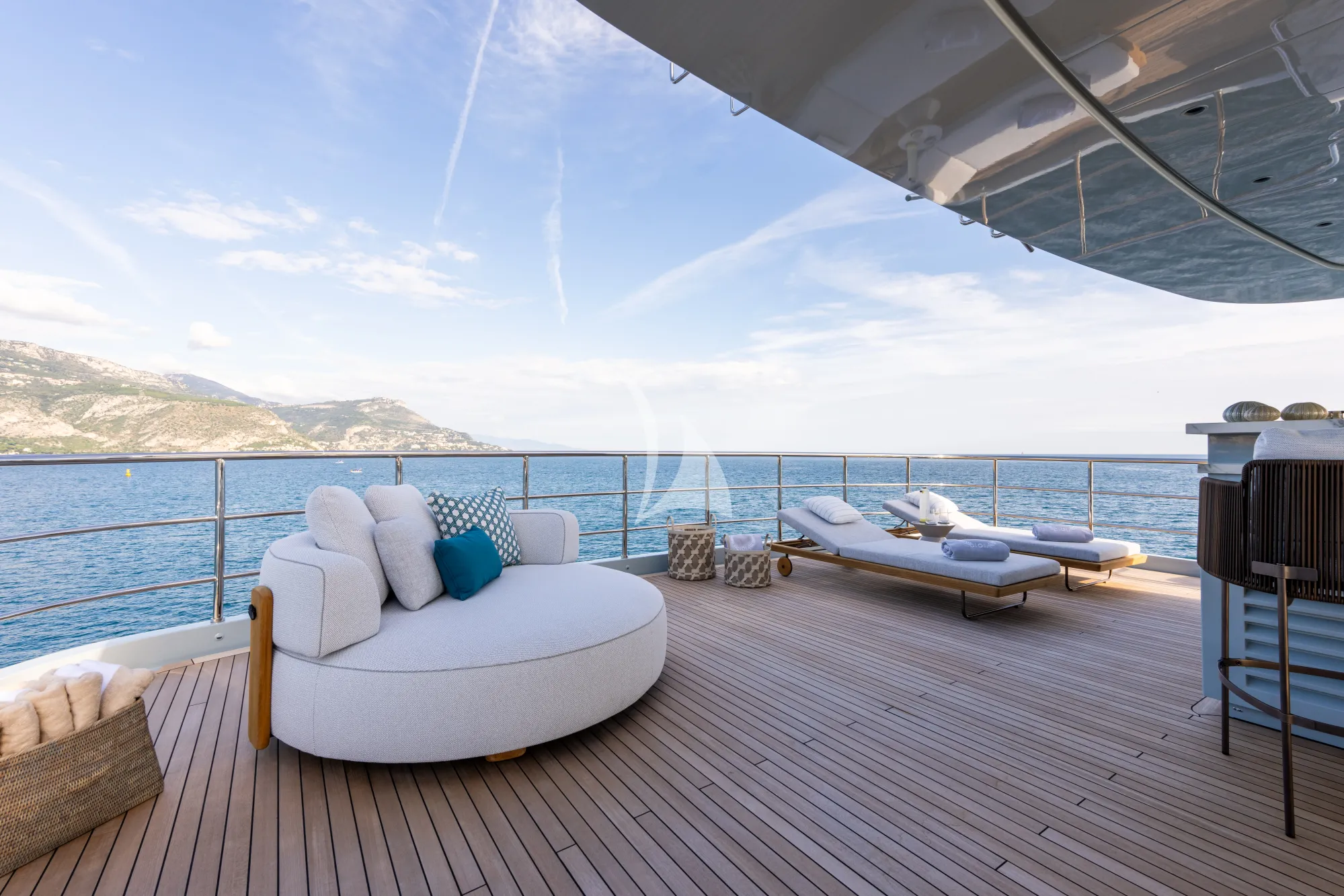 Luxury Crewed Motor Yacht GIOIA - Codecasa Vintage 43m - 5 Cabins ...
