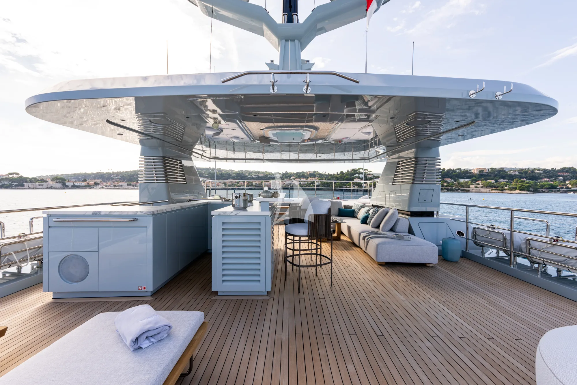 Luxury Crewed Motor Yacht GIOIA - Codecasa Vintage 43m - 5 Cabins ...