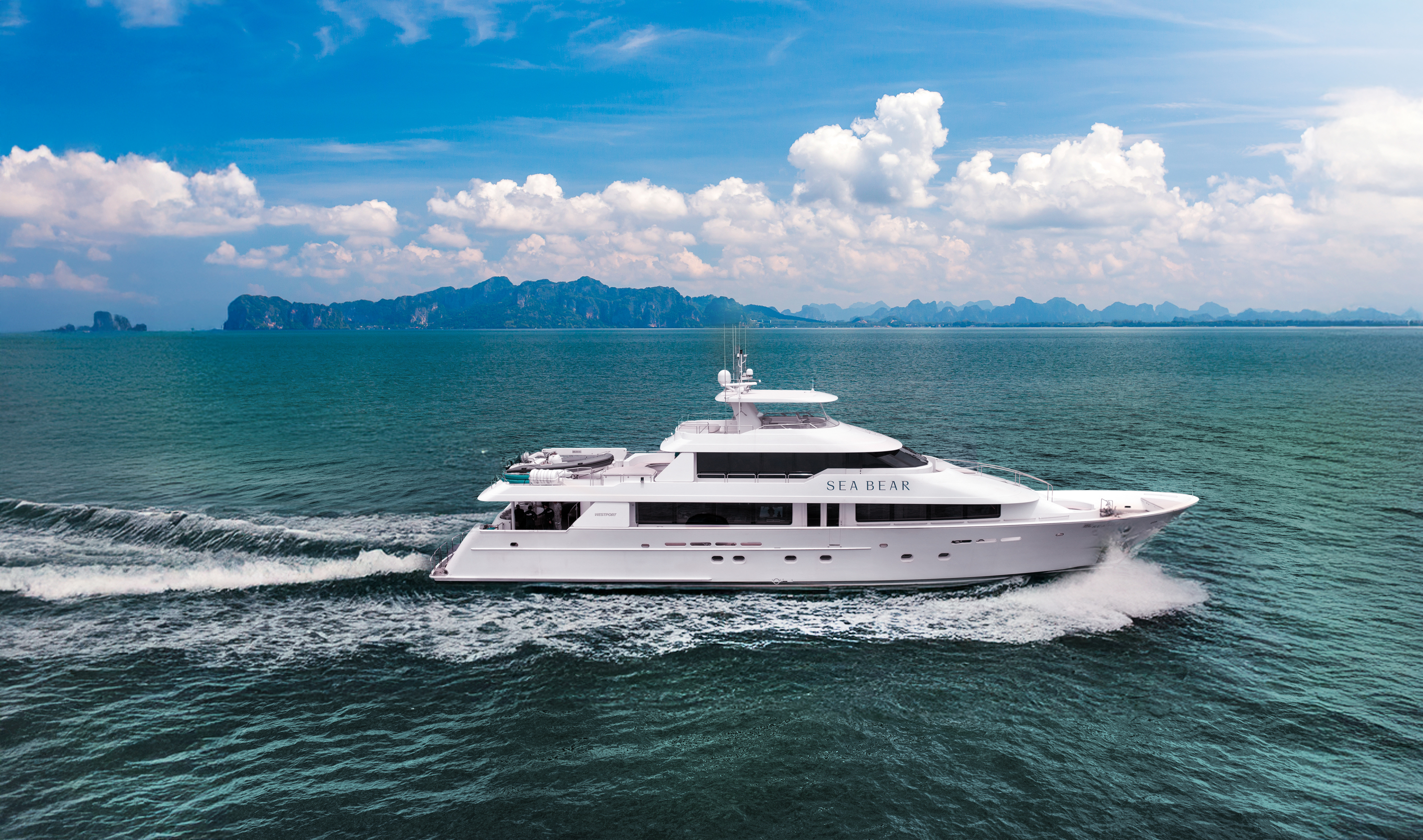 Luxury Crewed Motor Yacht SEA BEAR - Westport 130 - 5 Cabins - Phuket ...