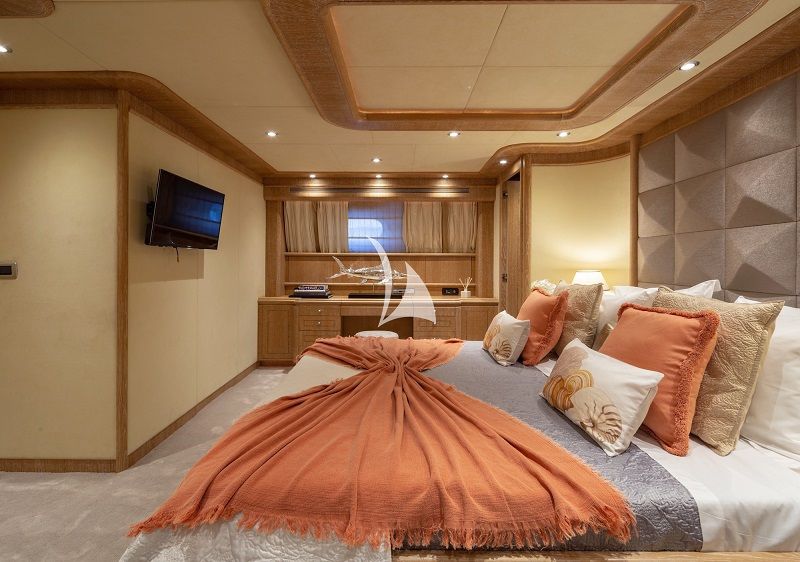 master cabin