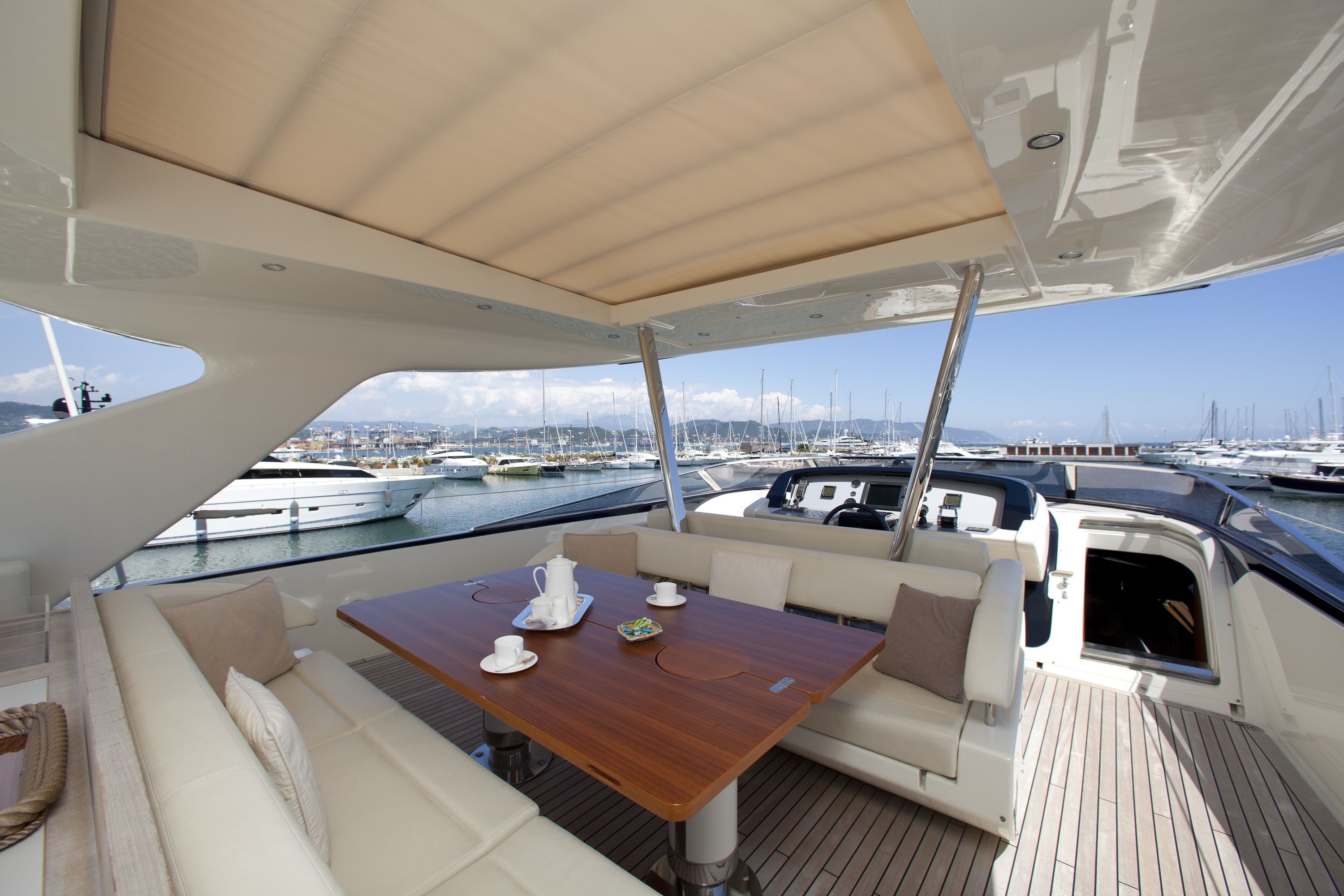 Duchessa Flybridge