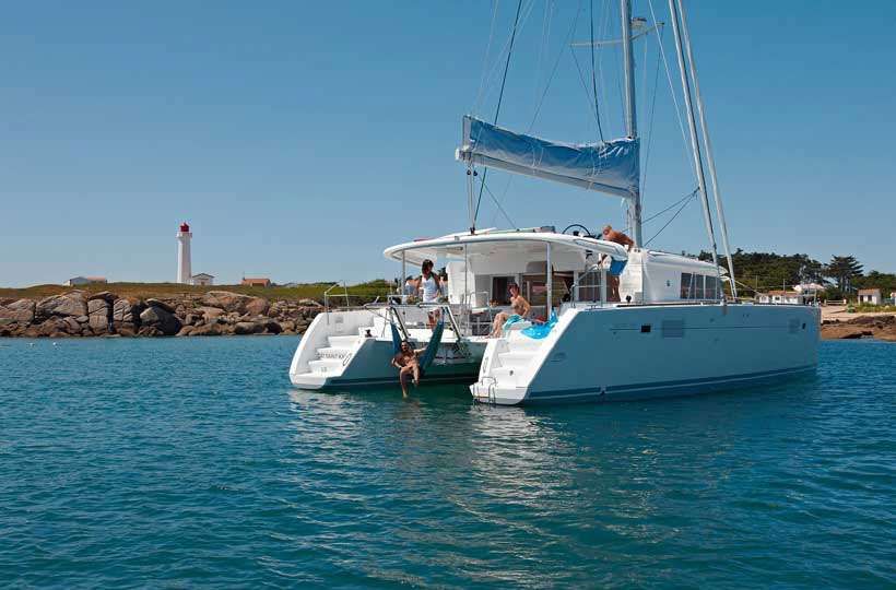AU SOLEIL - Lagoon 450
