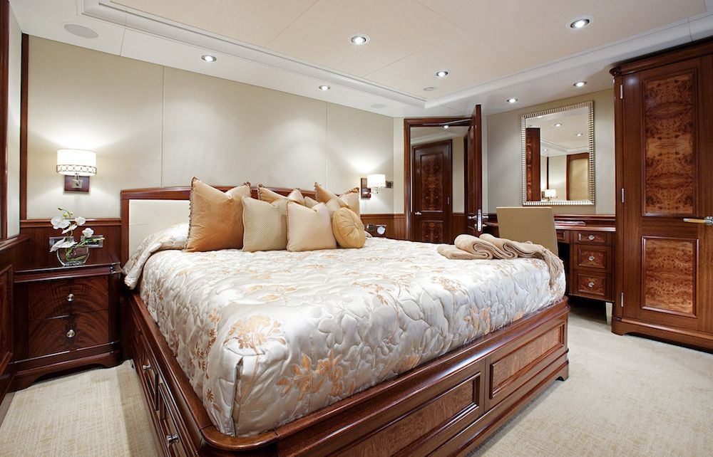 AVALON Luxury Motor Yacht Cabin