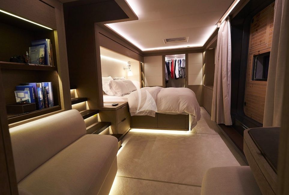 Master Cabin2