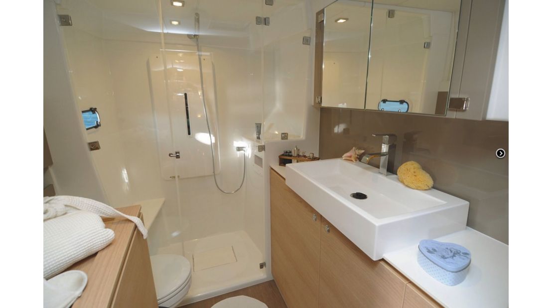 Bali 4.1 Master Bathroom