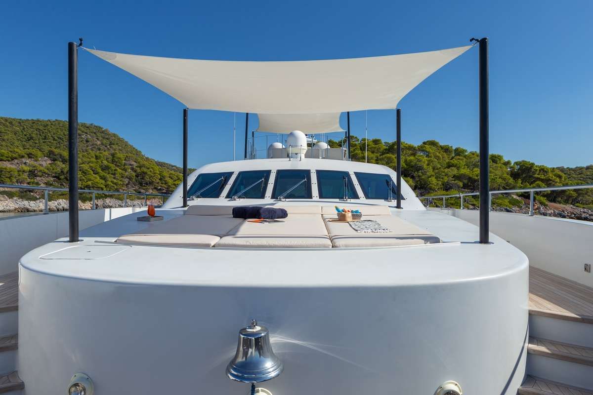 BARENTS SEA Yacht Bow