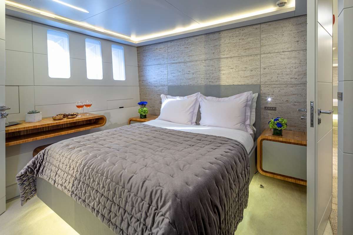 BARENTS SEA Yacht Double Cabin