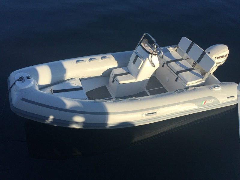 tender dinghy