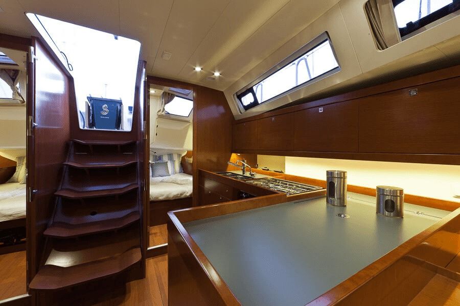 Beneteau Oceanis 41 Kitchen