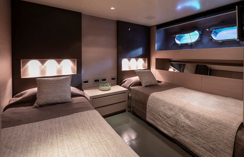 Admiral 42m Motor yacht BILLA Twin
