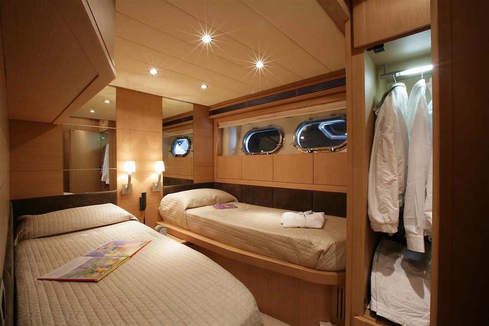 Twin Cabin