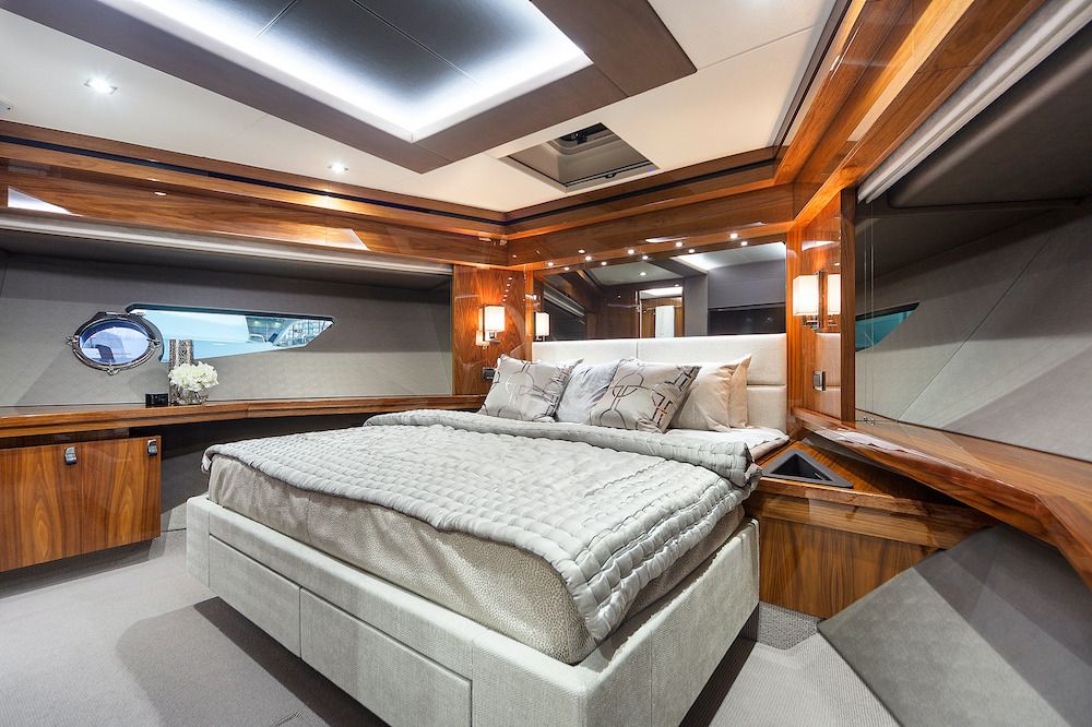 BLUE INFINITY Sunseeker VIP