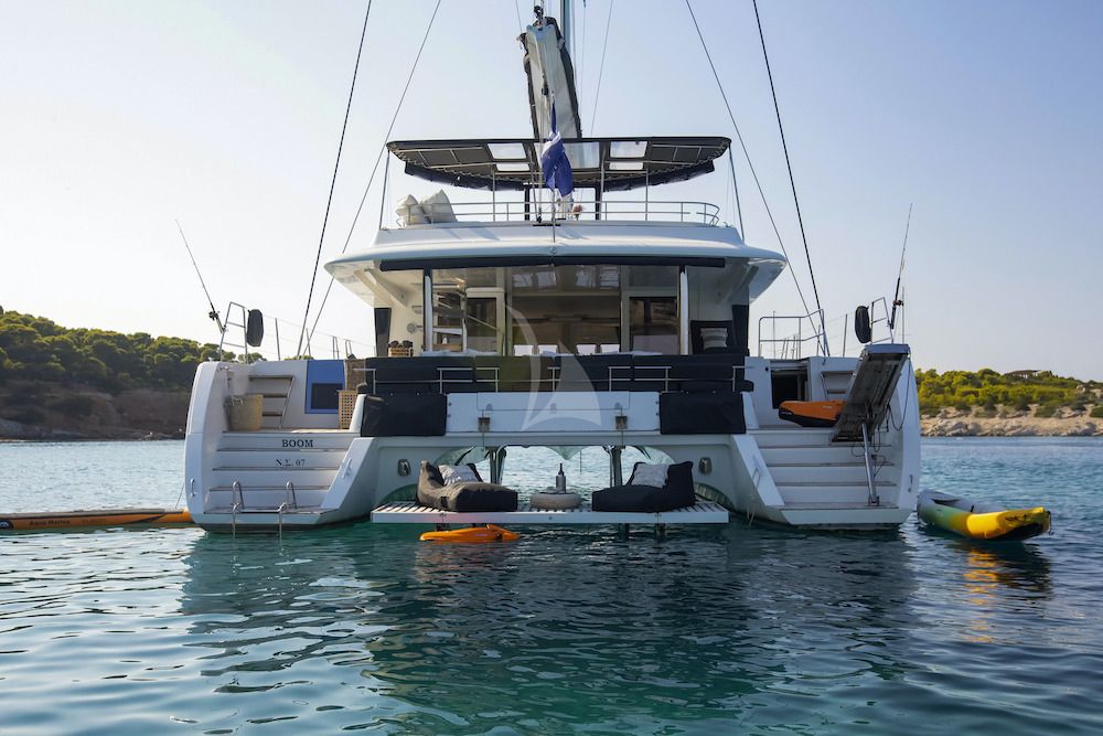 Crewed Catamaran BOOM Anchor