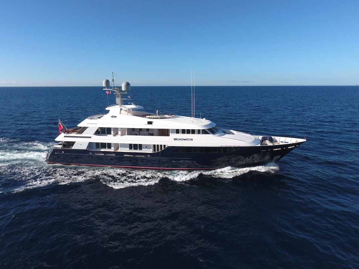 BROADWATER - Feadship 165