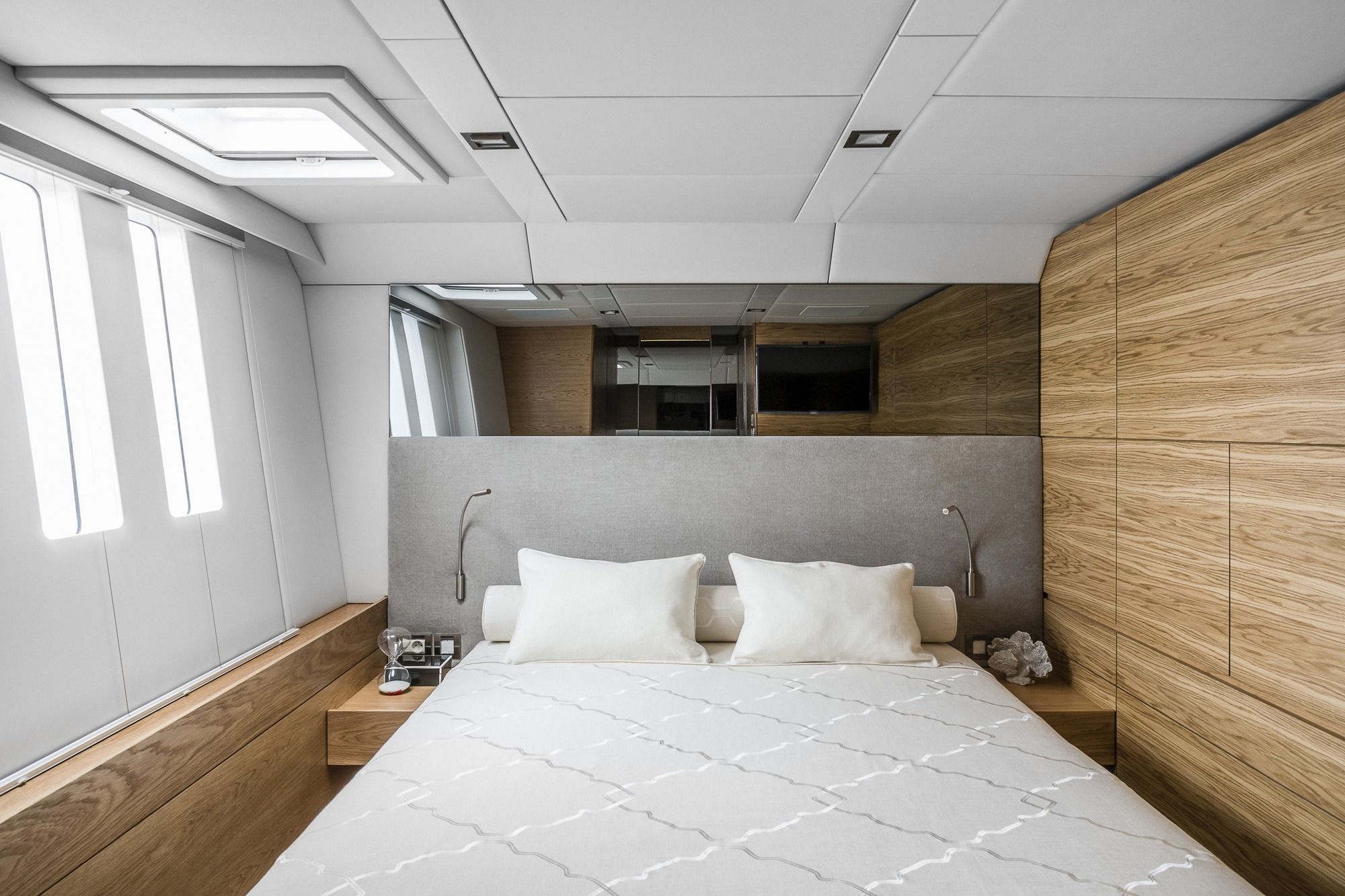 CALMAO Sunreef 74 Luxury Catamaran Double Cabin