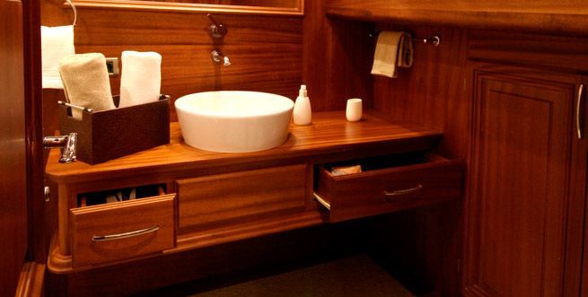 CANER 4 Bathroom
