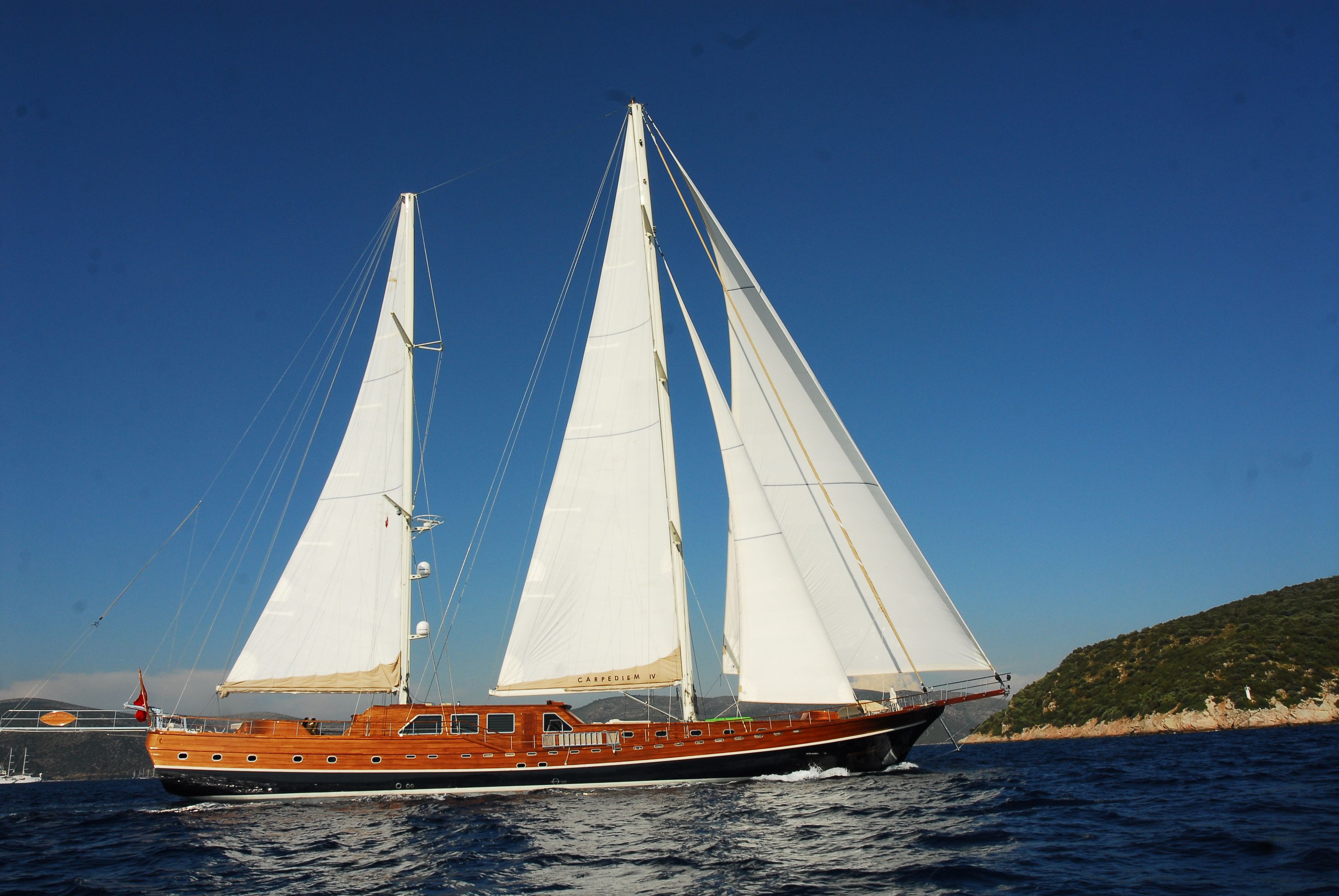 CARPEDIEM 4 Sailing