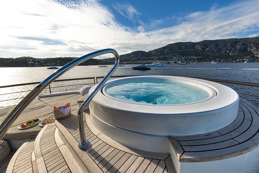 CHAKRA Devonport 282 Jacuzzi