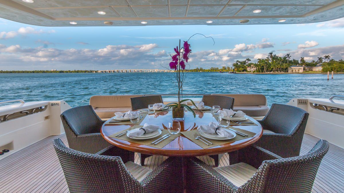 Miami Day Charter Yacht CINQUE MARE Ferretti 88 Aft Deck Al Fresco