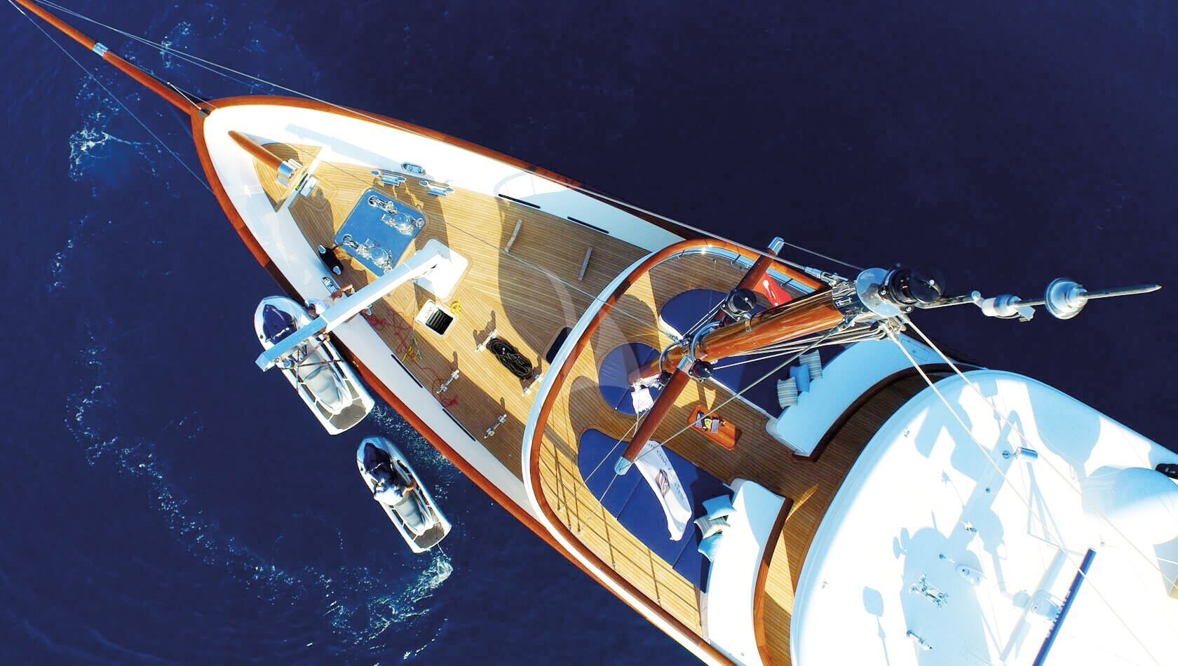 CLARITY - 49m Bilgin