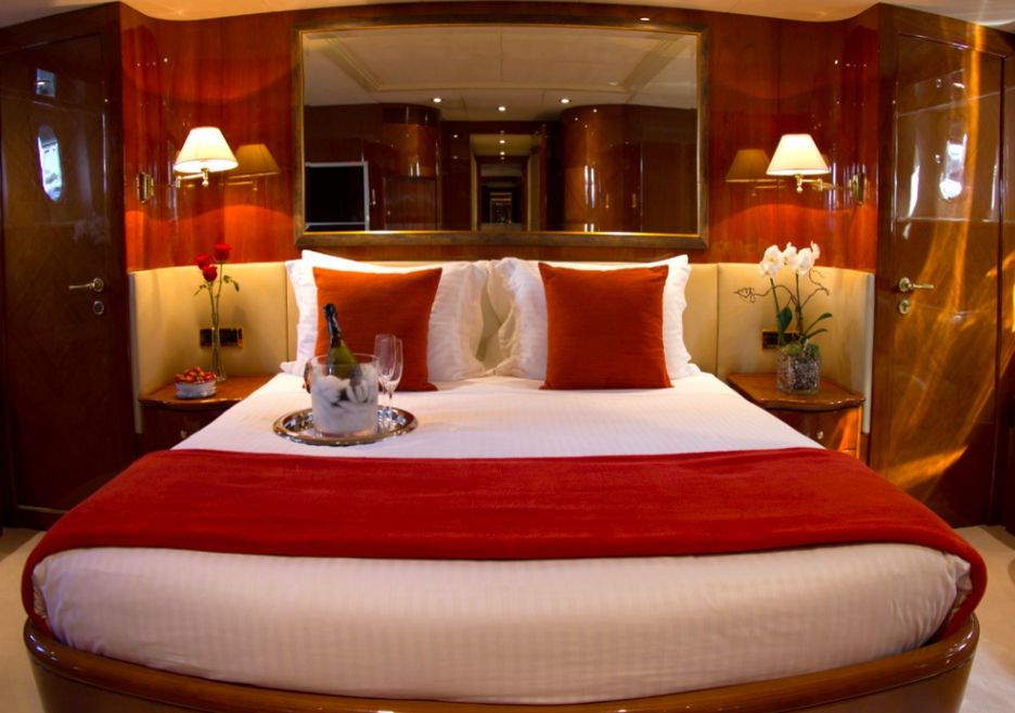 CRISTALEX Azimut 31m Luxury Motoryacht