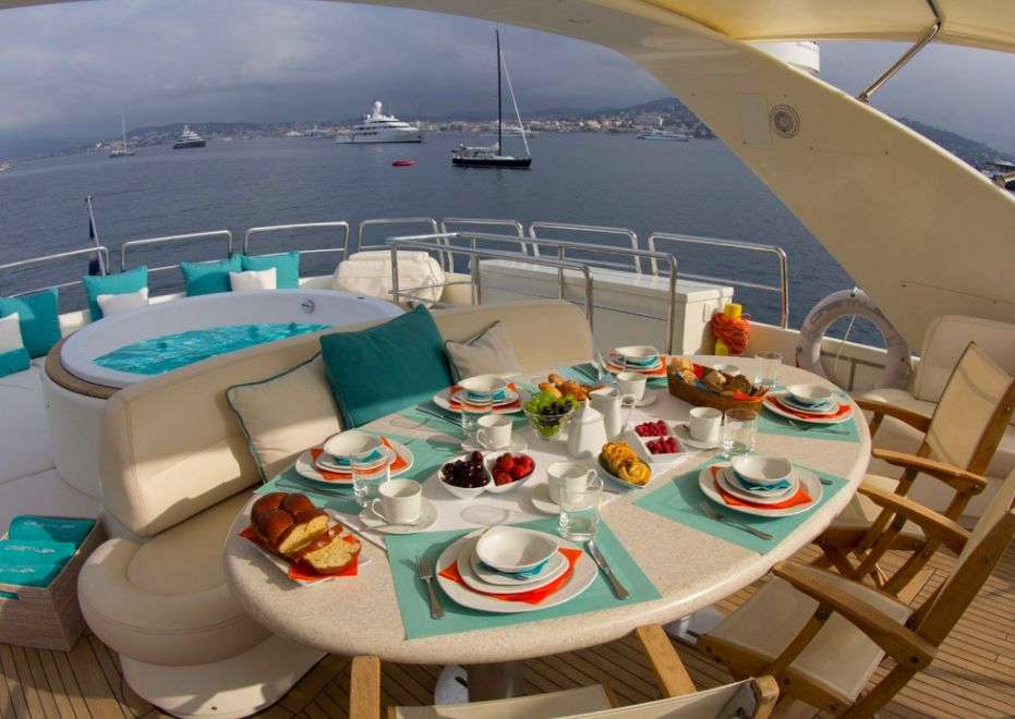 CRISTALEX Azimut 31m Luxury Motoryacht