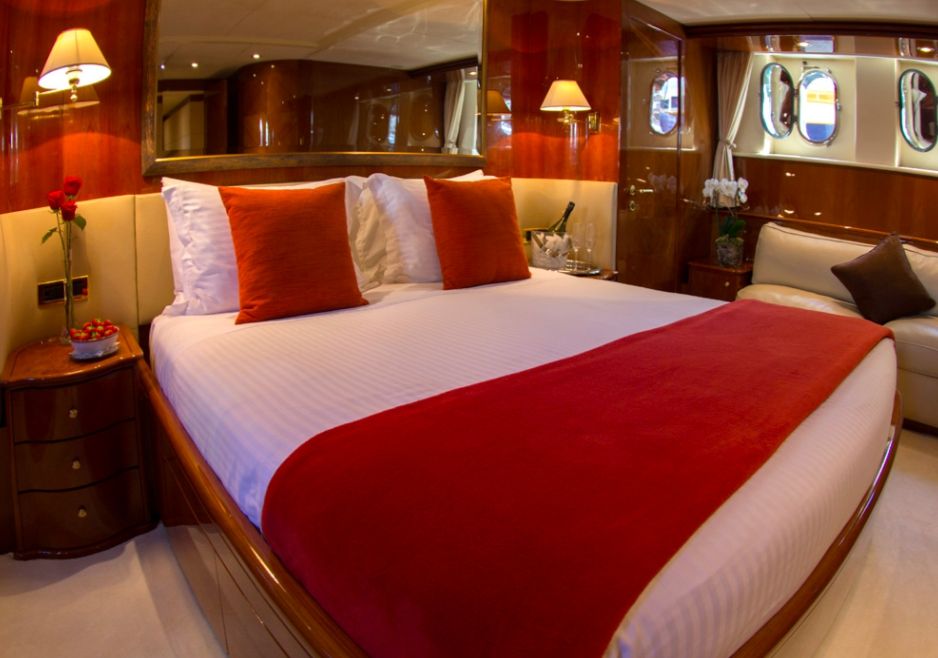 CRISTALEX Azimut 31m Luxury Motoryacht