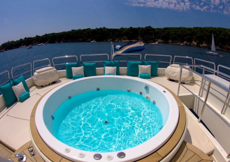 CRISTALEX Azimut 31m Luxury Motoryacht