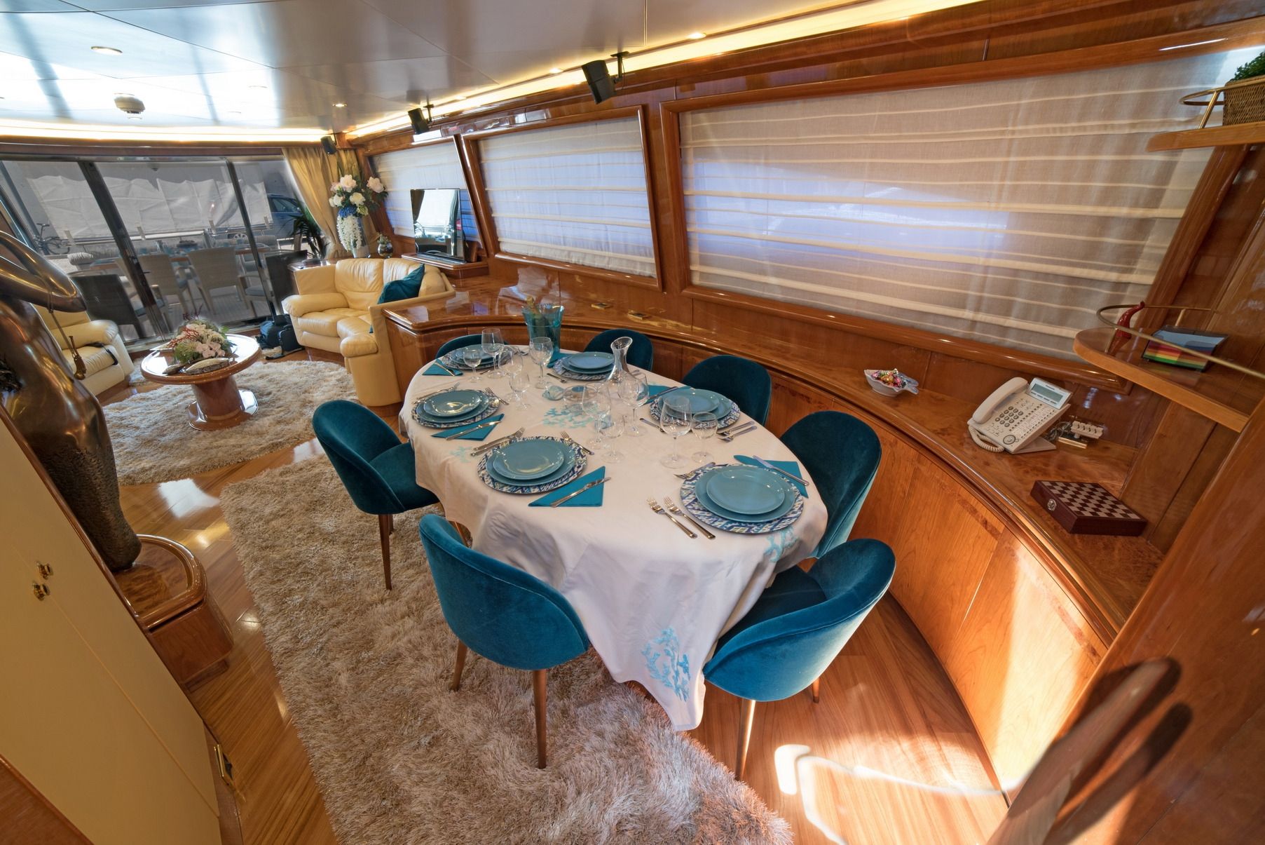 D`ARISTOTELIS Canados 24m Dining