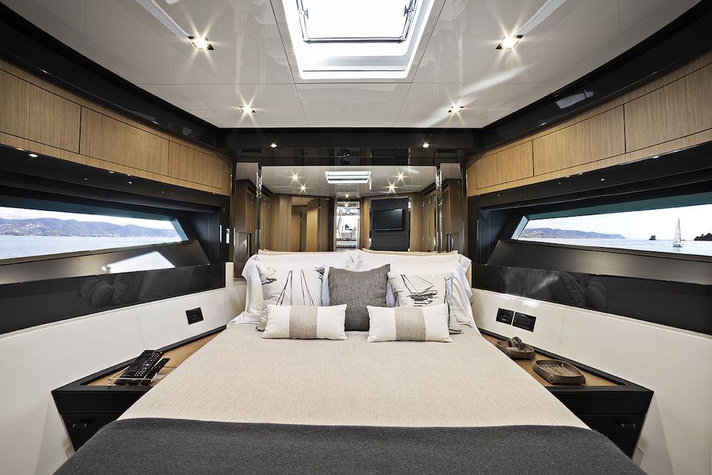 DEMA Riva 76 VIP Cabin