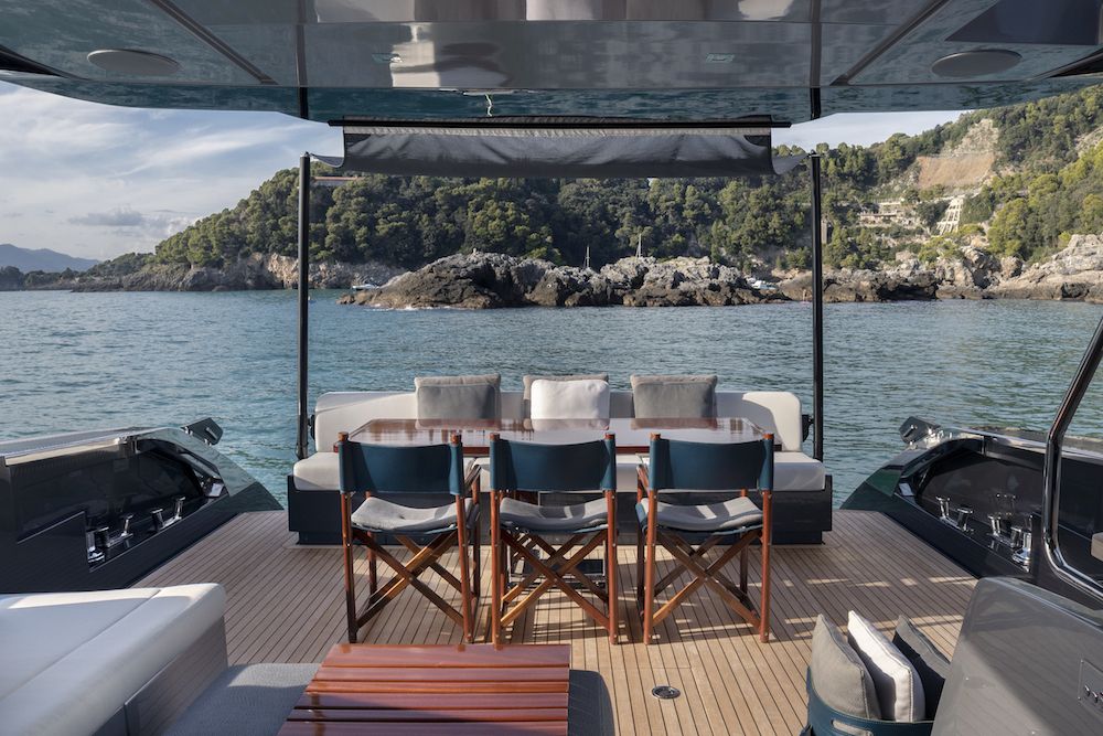 DEMA Riva 76 Aft Deck