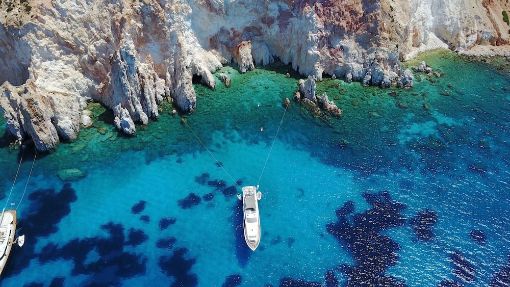 DRAGON Motor Yacht Greece Anchorage