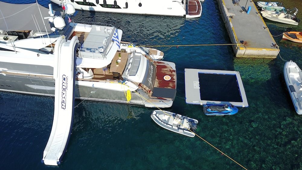 DRAGON Motor Yacht Water Toys