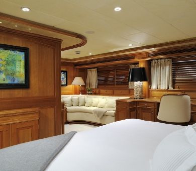 DRUMBEAT Alloy 53m Luxury Sailing Yacht Master Cabin