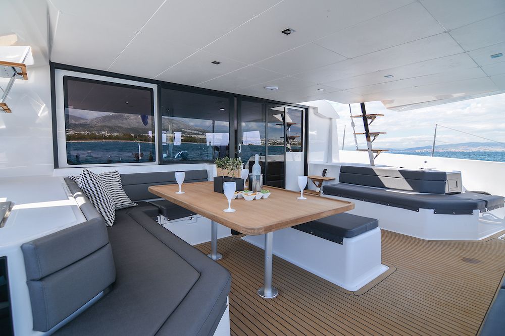 Dufour 48 MOJITO Aft Deck