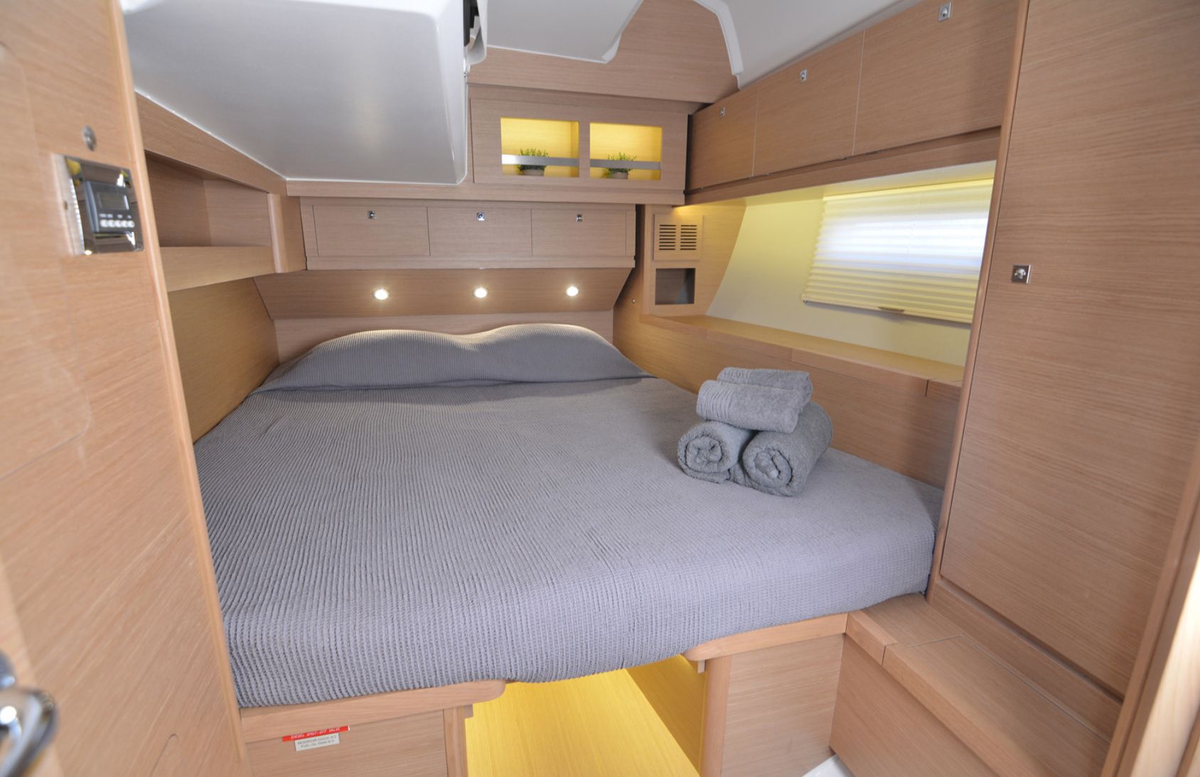 Dufour 520 Cabin