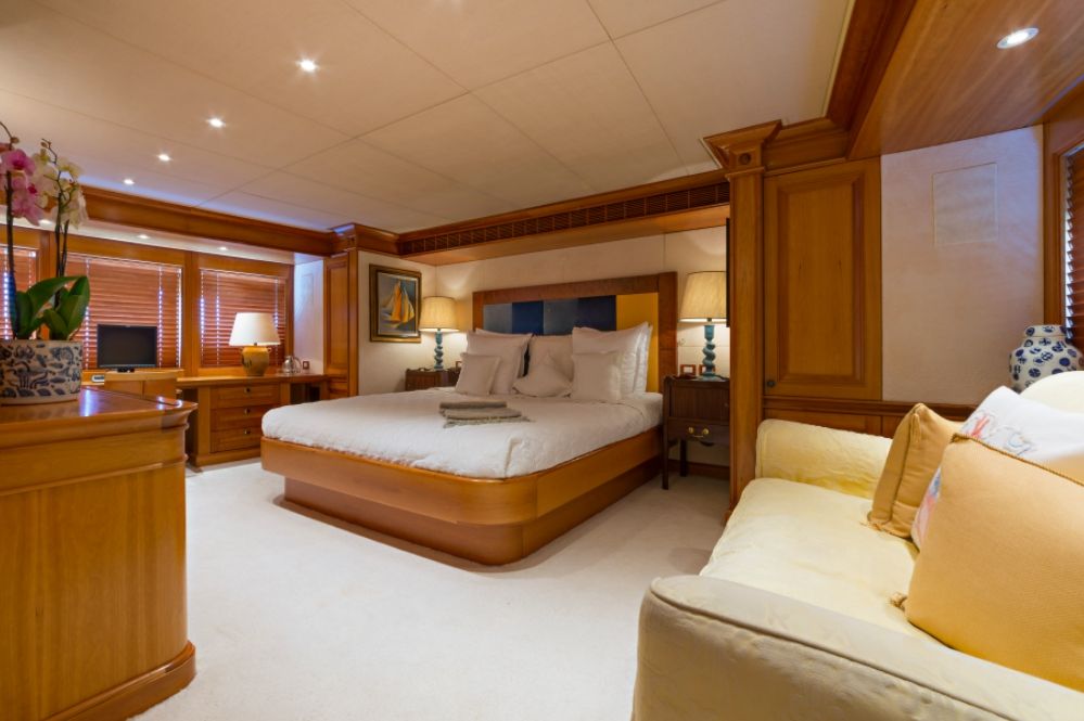 DUKE TOWN - Heesen Motor Yacht