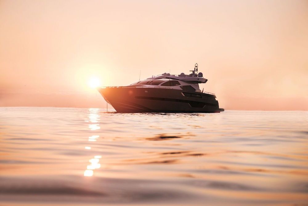 ELEVEN I Italcraft 90 Motoryacht Sunset