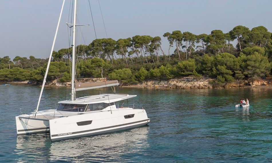 Fountaine Pajot Lucia 40